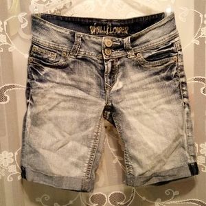 Wallflower Cuffed Jean Shorts Sz 0